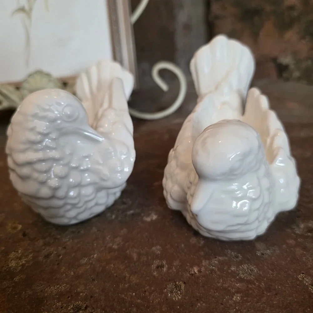 Vintage White Ceramic Dove Love Bird Figurines Glossy Set of 2 cottagecore